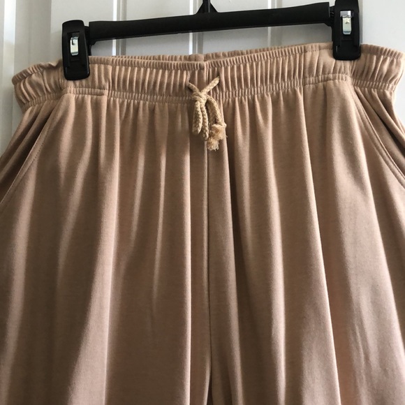 Needle & Threads Two Piece Outfit Comfortable Versatile - Picture 10 of 12